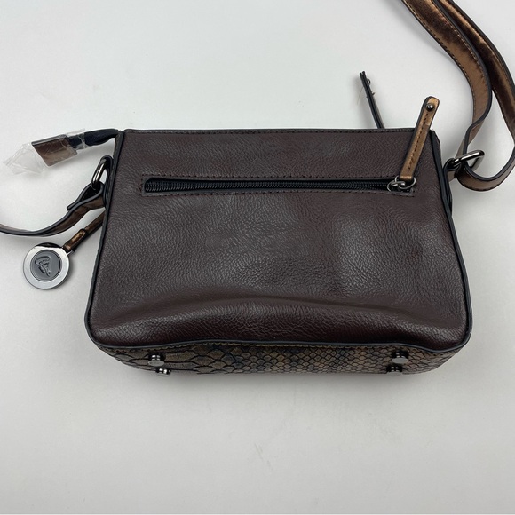 Celine Dion Black Shoulder bag Faux Leather with Silver Inserts Pockets NEW - Picture 6 of 10